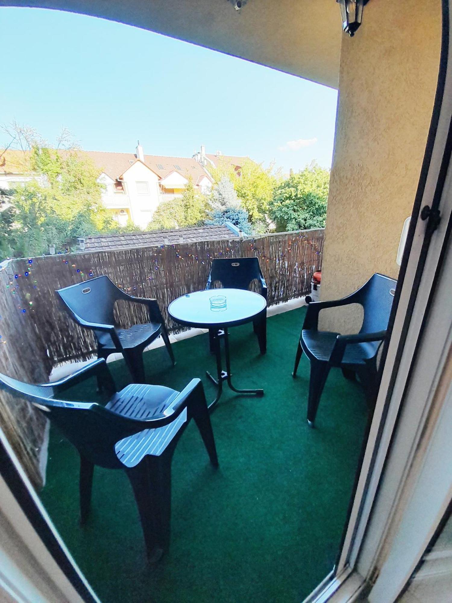 Balcony Apartman Szegedin Exterior foto